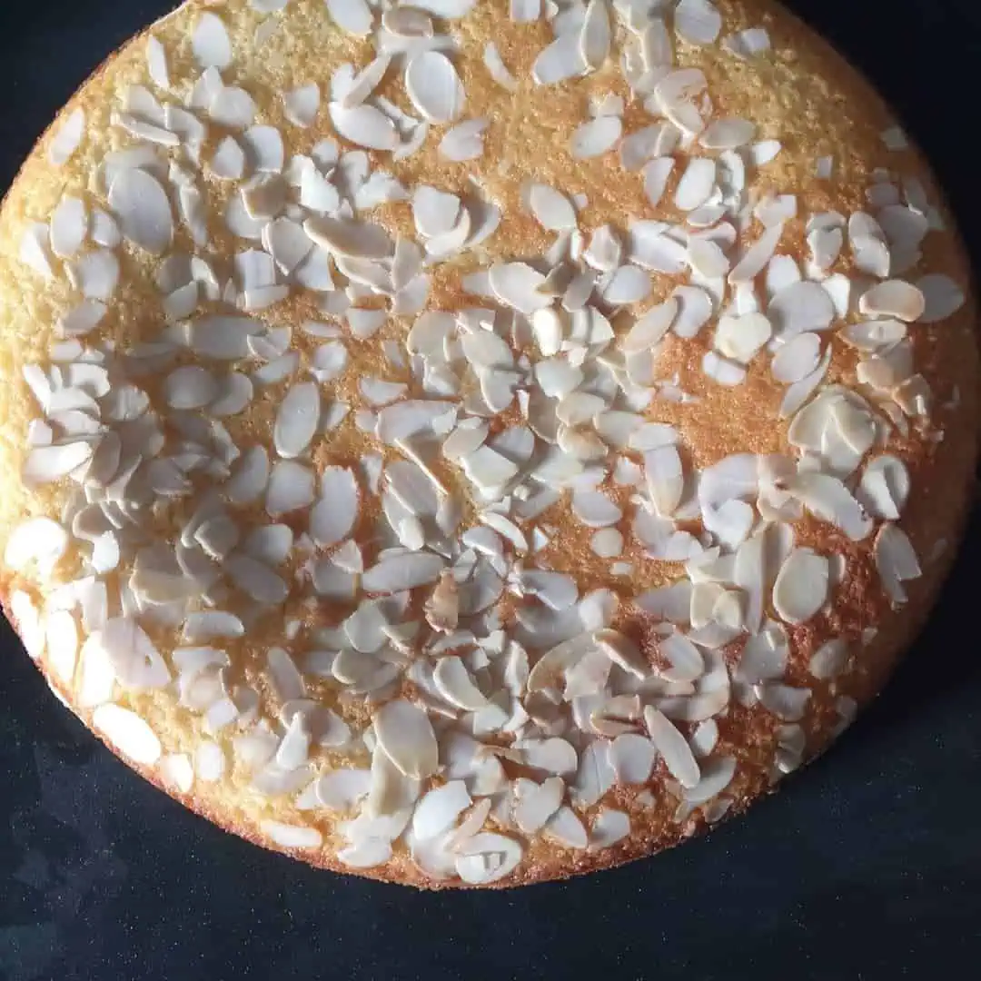 basbousa ägyptischer grießkuchen