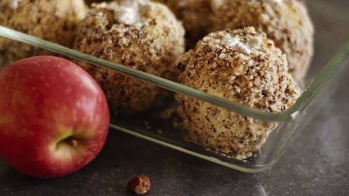 bratapfel mit nusskruste