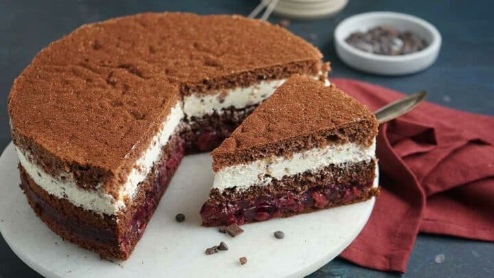Stracciatella Kirsch Torte rezept
