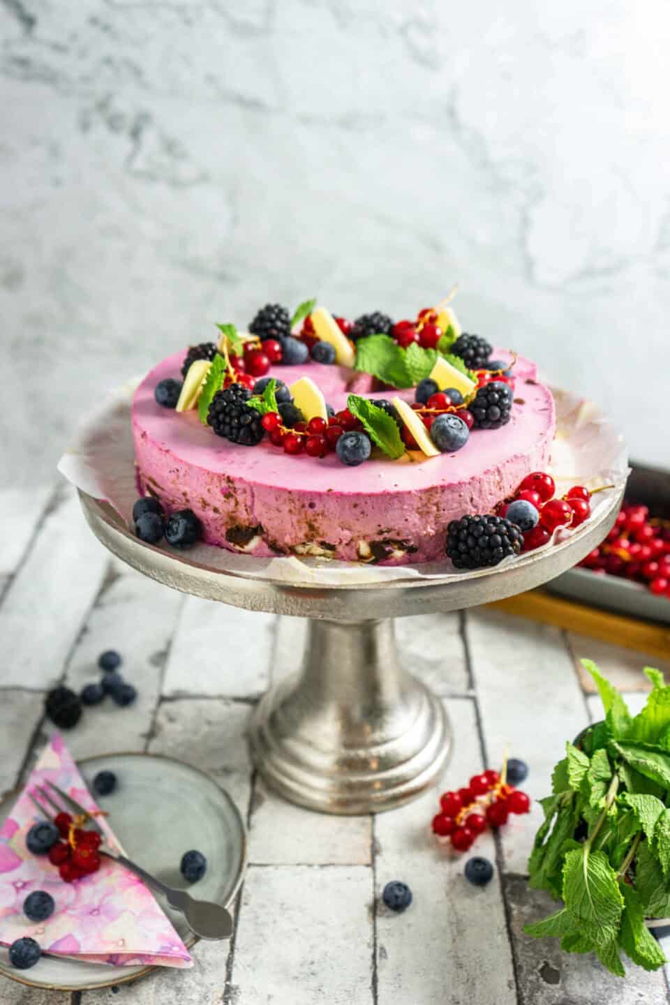 No Bake Pavlova