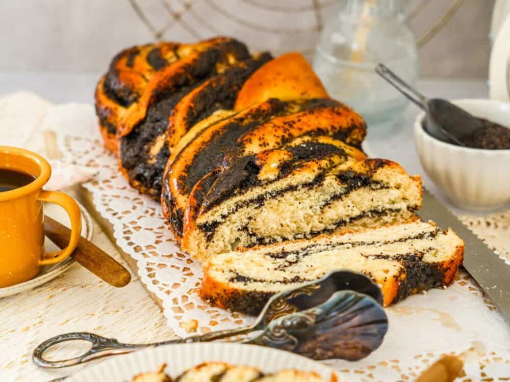 Saftiger Mohnzopf – Kuchenfee Lisa