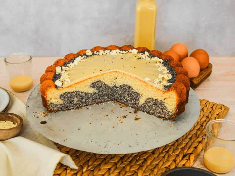 Eierlikör-Mohn-Kuchen nach Omas Rezept